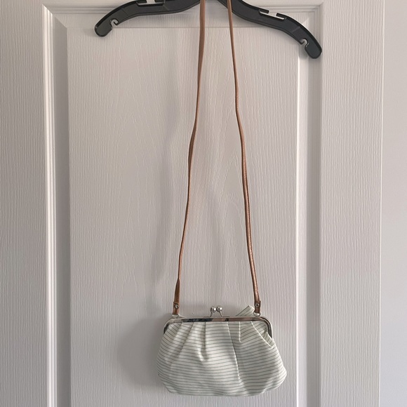 Purse - Picture 2 of 2